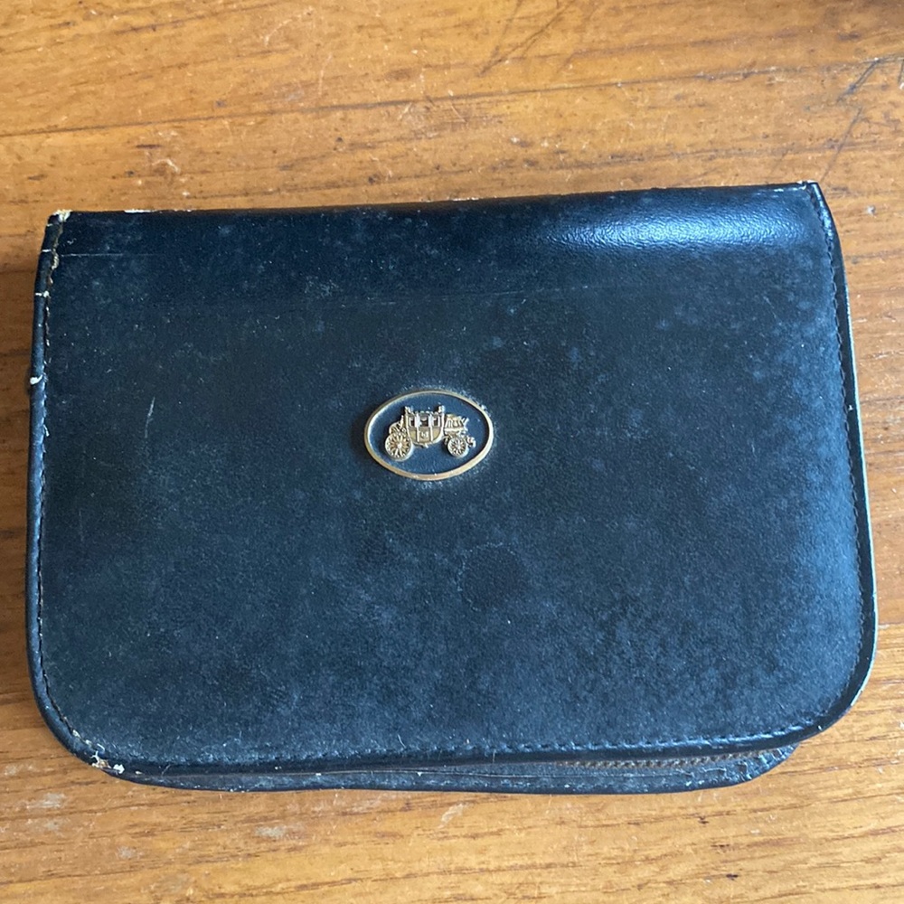 Vintage Kingsbridge Austria ground leather zippered card case & 2 decks of cards